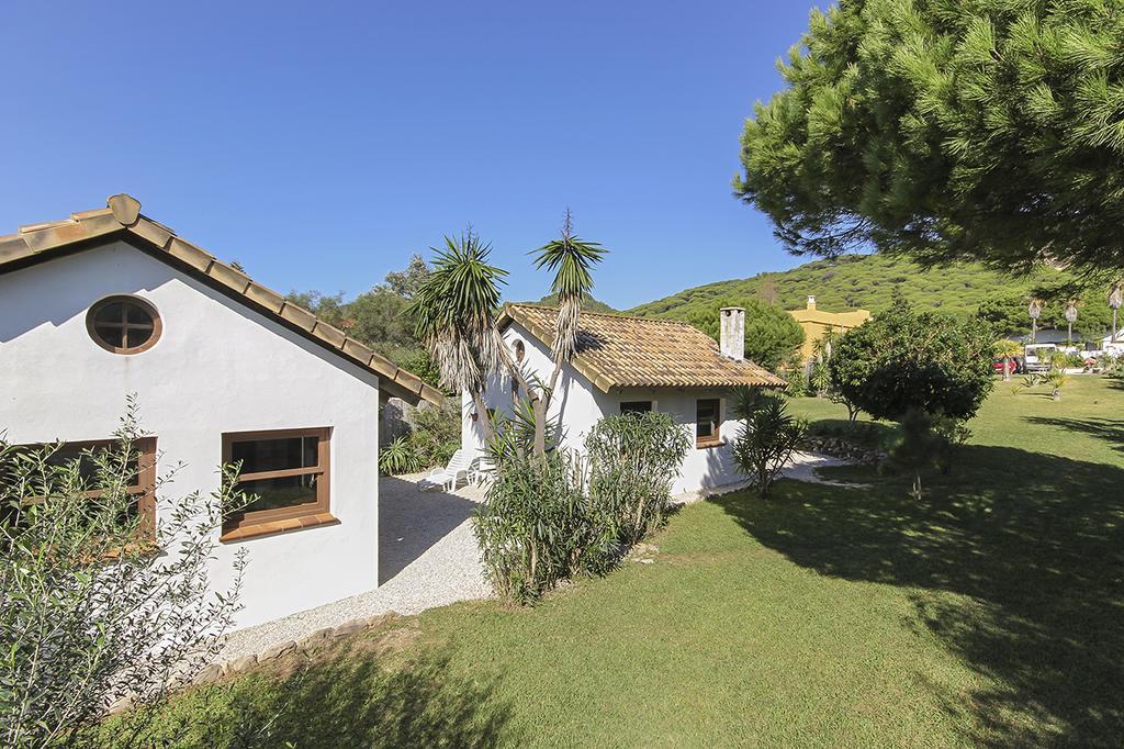 Bungalow Agavehaus Los Canos De Meca Exterior photo