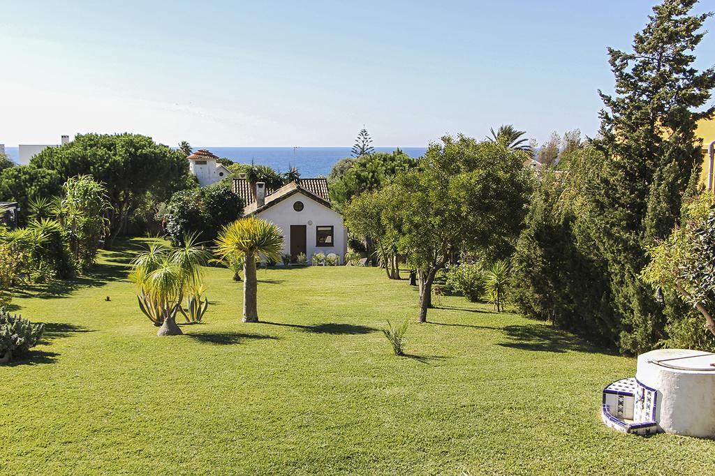 Bungalow Agavehaus Los Canos De Meca Exterior photo